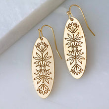 Load image into Gallery viewer, Oval Wild Flower Earrings

