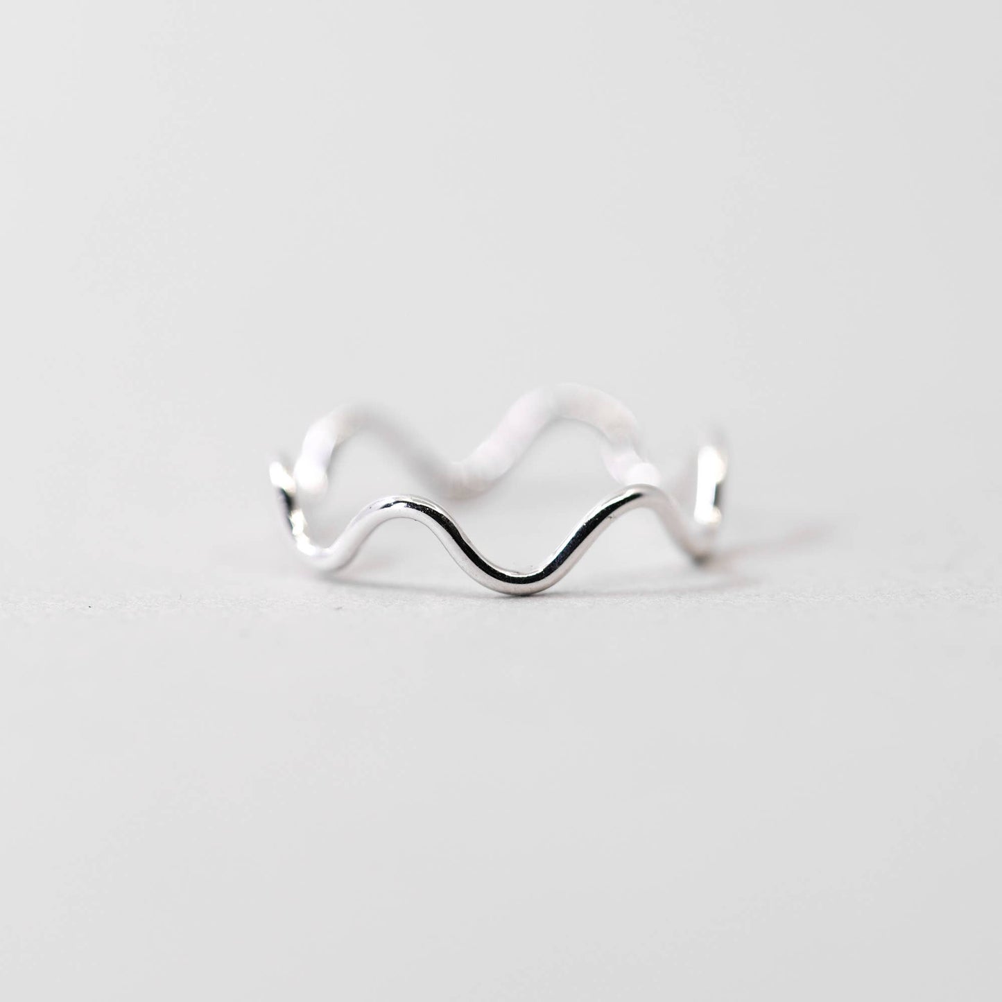 Wiggle Wavy Ring in Silver: 7