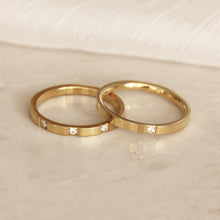 Load image into Gallery viewer, Triple CZ Stone Band Ring: Gold / Triple (3) Stones / Size 9

