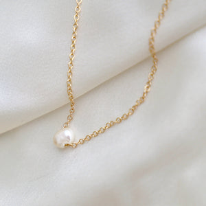 THE PEARL COVE NECKLACE: GOLD