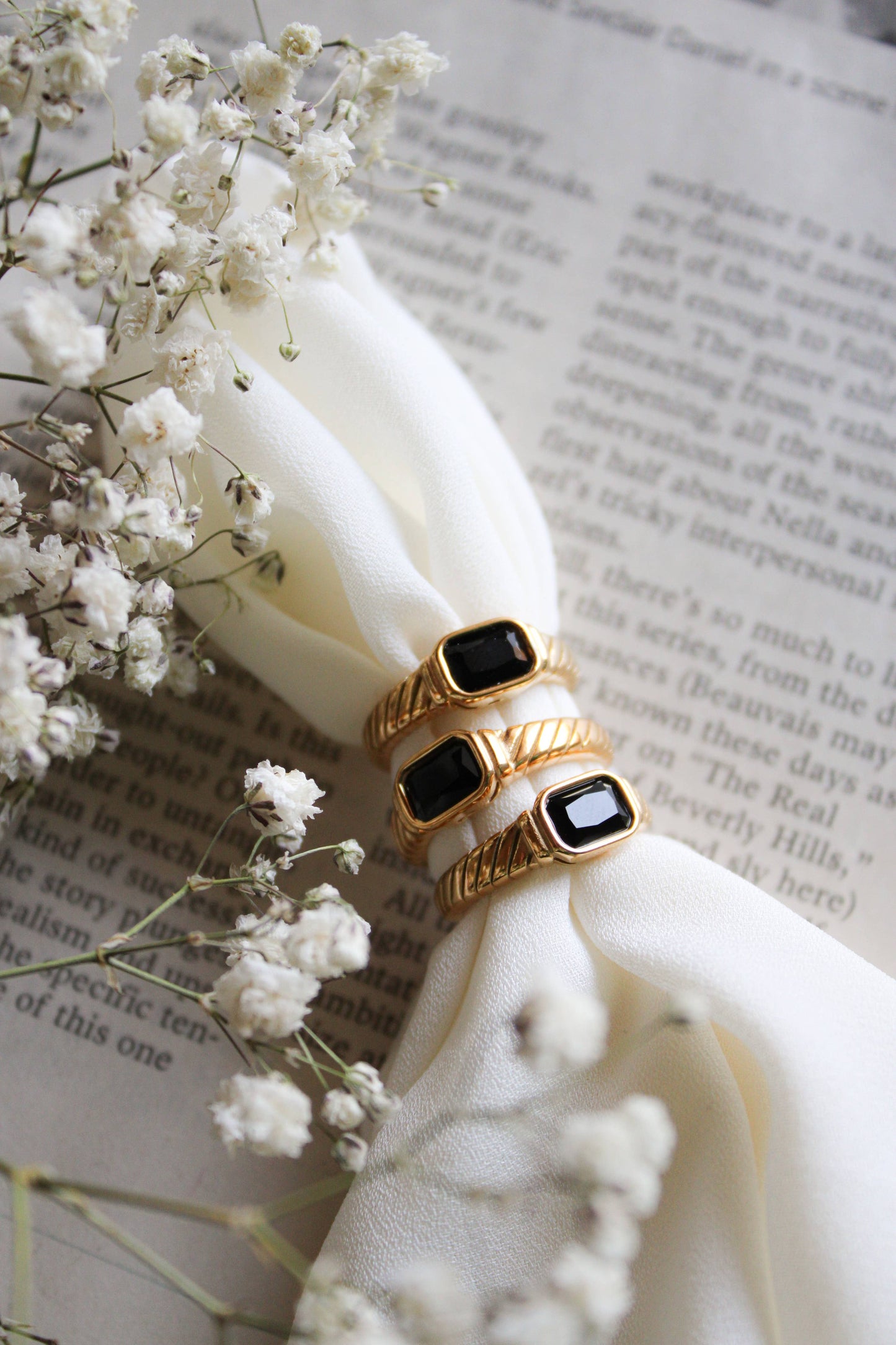 Amaris Ring: 8