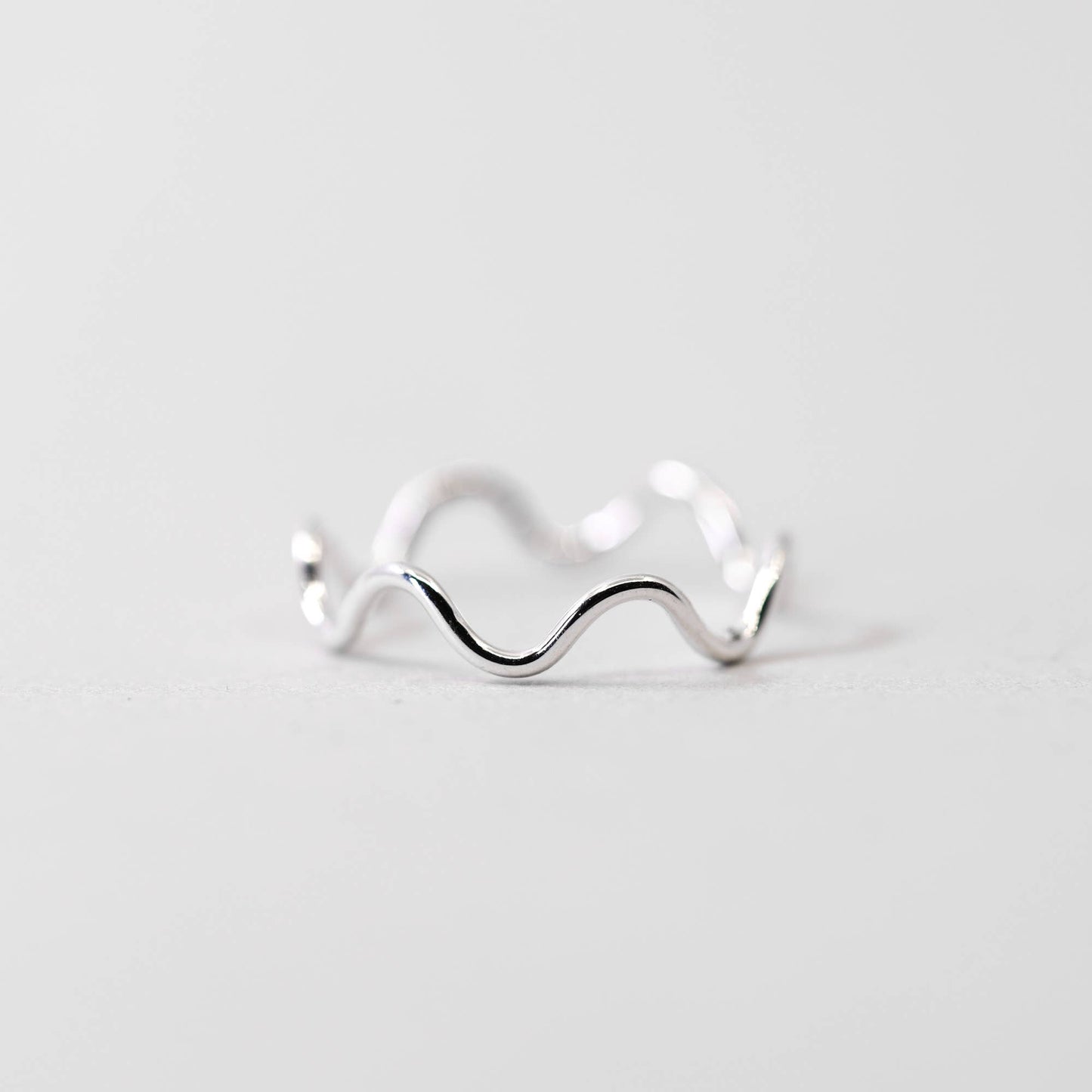 Wiggle Wavy Ring in Silver: 7