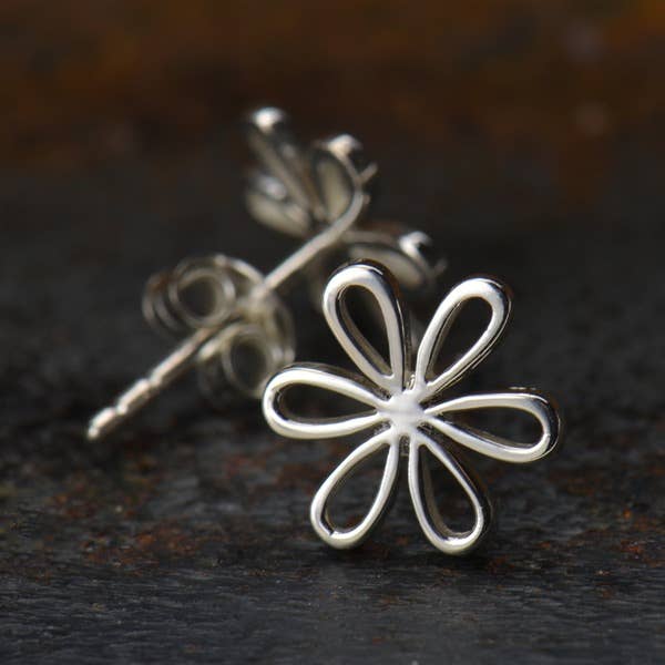 Daisy Stud Earrings 10x10mm