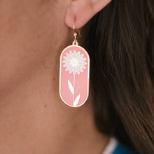 Load image into Gallery viewer, Tall Daisy Earrings
