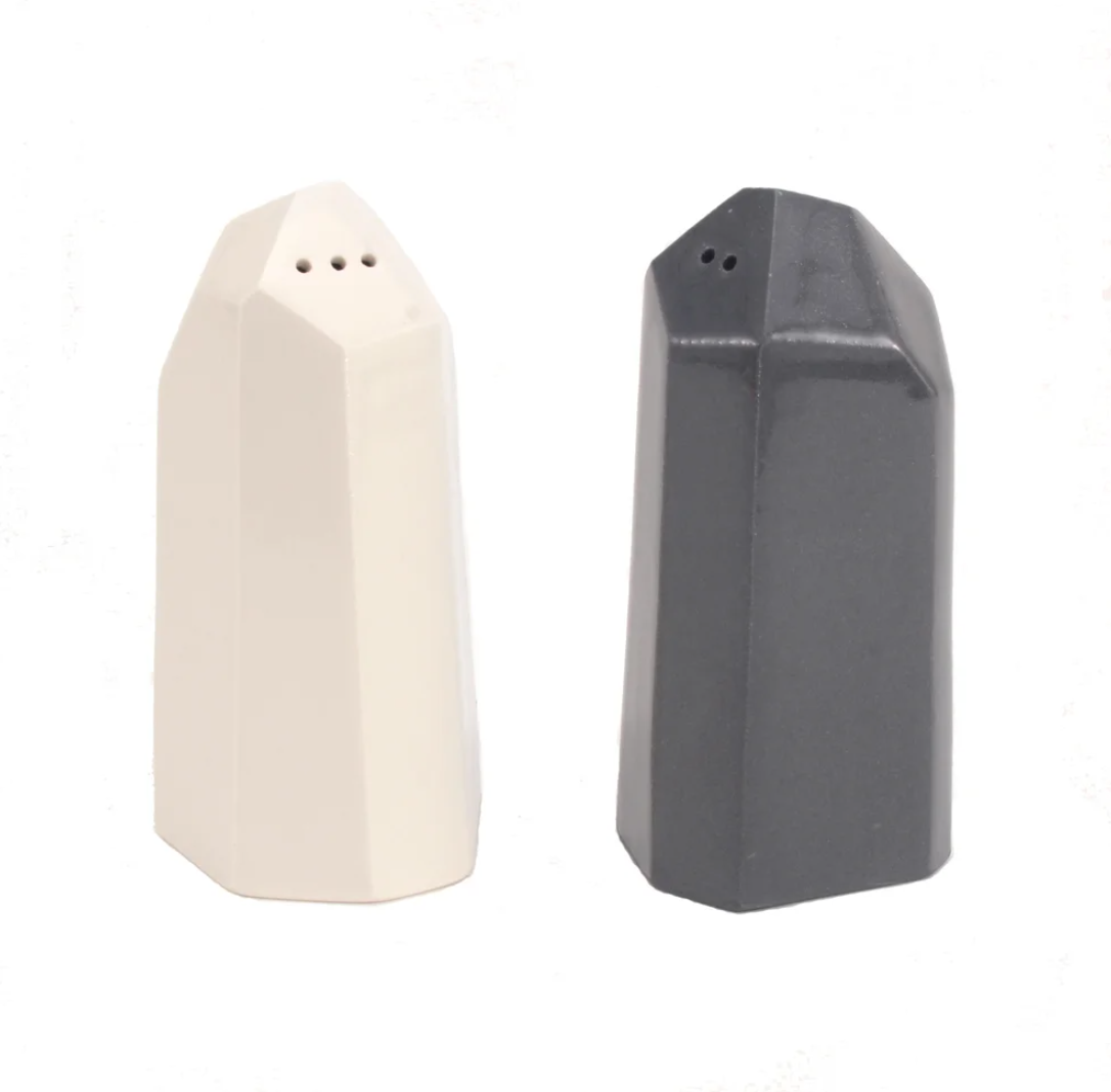 Salt and Pepper Shaker