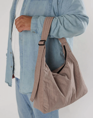 BAGGU, Bags, Baggu Nylon Shoulder Bag Taupe New