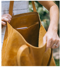 Load image into Gallery viewer, Mamuye Leather Tote
